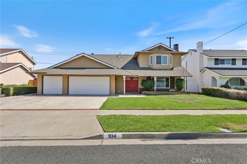 934 Mathewson Ave, Placentia, CA, 92870-2141 | Card Image