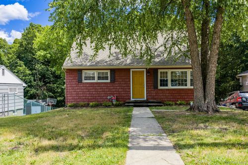24 Mountain Ave, Middletown, NY, 10940-6248 | Card Image