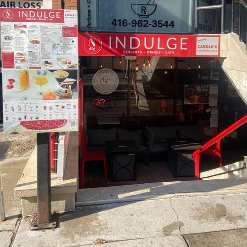 {{alt}} | Card Image