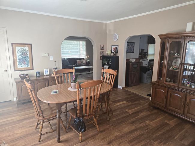 Dining | Image 8