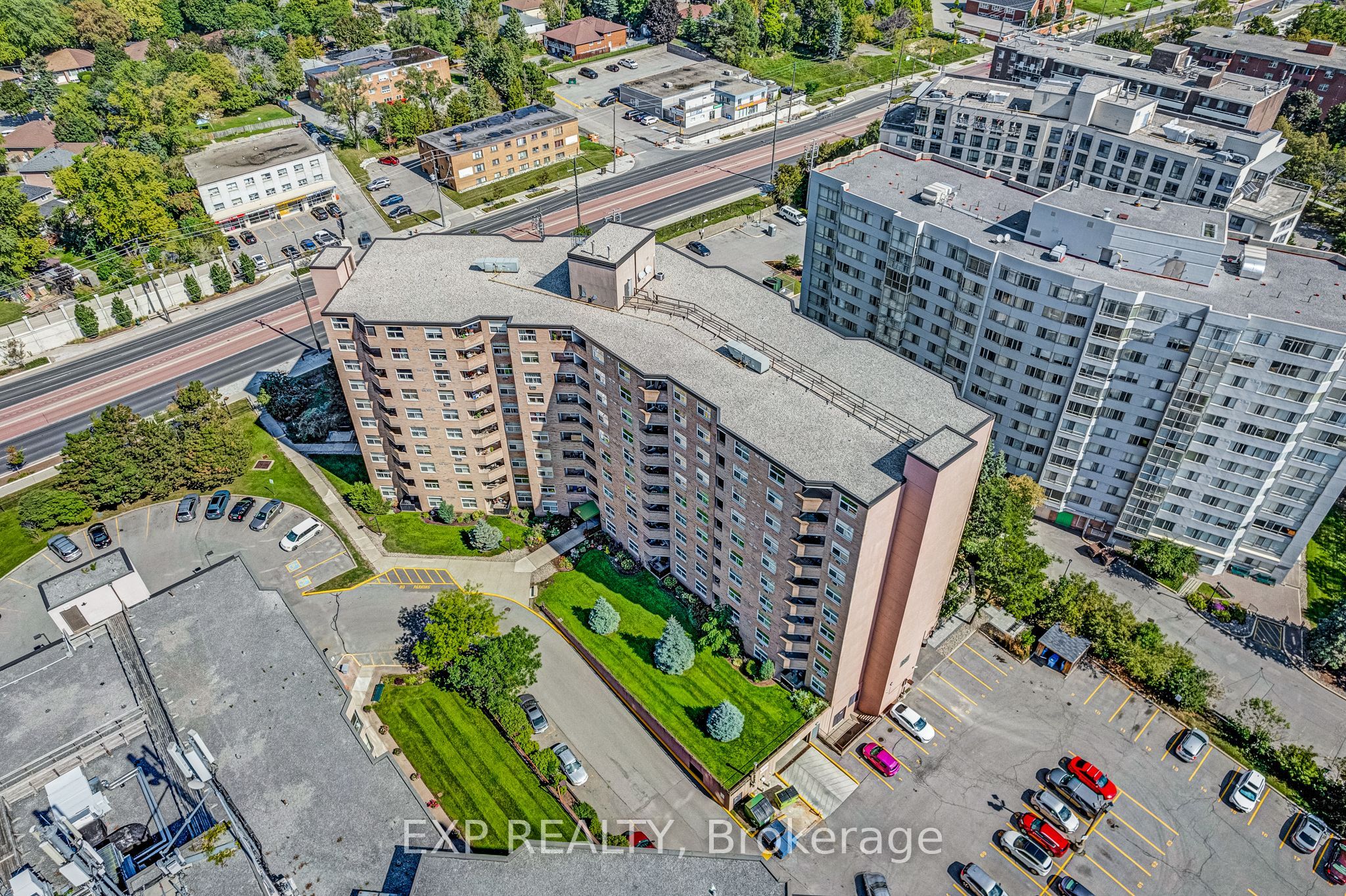 Residential Lease in Newmarket