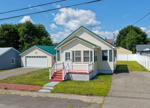 158 Congress St, Millinocket, ME, 04462-1339 | Card Image
