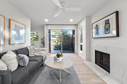 apt-301-3751 Harrison St, Oakland, CA, 94611-5007 | Card Image