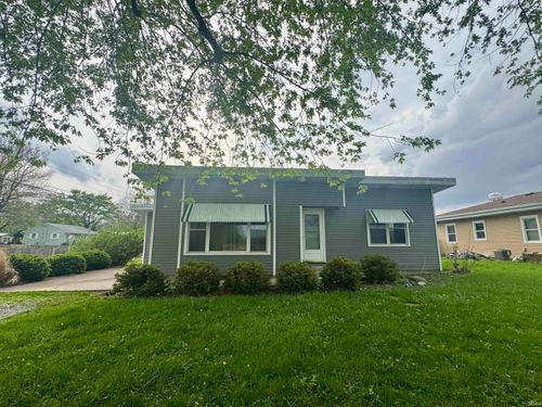 321 S Walnut Street, New Castle, IN, 47362-9002 | Card Image