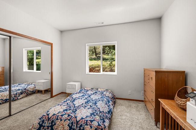 20_2295 w evans creek road - 19 | Image 25