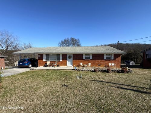 550 Summit Ridge Dr, Newport, TN, 37821-8878 | Card Image