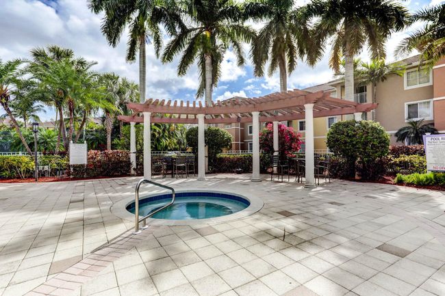 APT-304 - 6511 Emerald Dunes Dr, Condo with 2 bedrooms, 2 bathrooms and null parking in West Palm Beach FL | Image 44