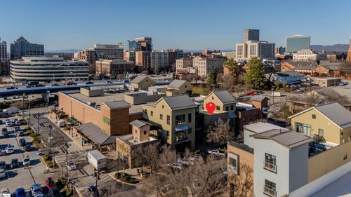 4211-400 E Mcbee Ave, Greenville, SC, 29601-2940 | Card Image