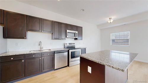 2691 Sable Blvd, Aurora, CO, 80011-2418 | Card Image