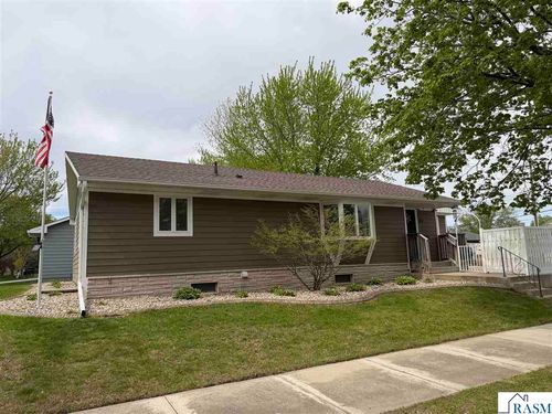1025 S Payne Street, New Ulm, MN, 56073 | Card Image