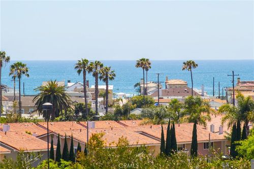 109-200 Paris Ln, Newport Beach, CA, 92663 | Card Image