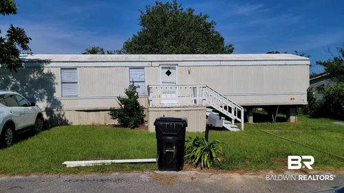 426 Robin Cir, Robertsdale, AL, 36567 | Card Image