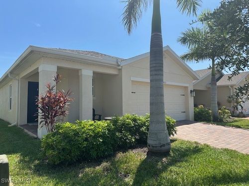 8813 Swell Brooks Ct, NORTH FORT MYERS, FL, 33917-4007 | Card Image