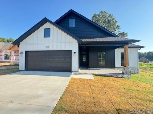 3105 Lynn Drive, Paragould, AR, 72450 | Card Image