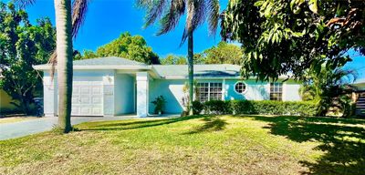 1902 Sw Idaho Lane, House other with 3 bedrooms, 2 bathrooms and null parking in Port Saint Lucie FL | Image 1