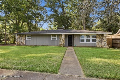 507 Heatherwood Dr, Jackson, MS, 39212-4707 | Card Image