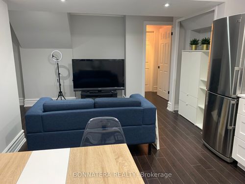 bsmt-284 Hickory Cir, Oakville, ON, L6H4V1 | Card Image
