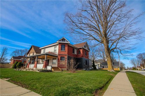 608 Gould St, Wiarton, ON, N0H2T0 | Card Image