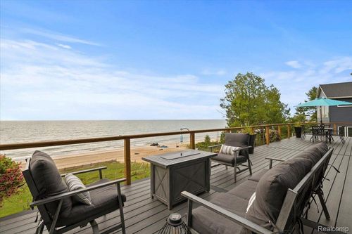 909 S Us 23, Harrisville, MI, 48740-9502 | Card Image