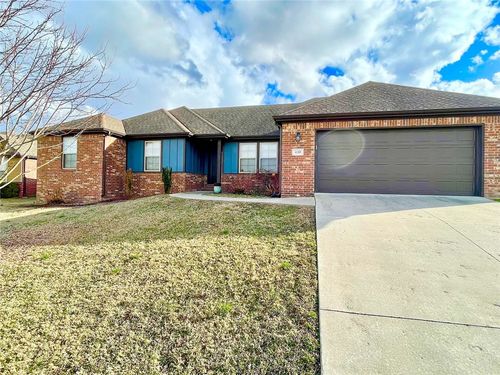 420 Trieste Dr, Centerton, AR, 72719-7713 | Card Image