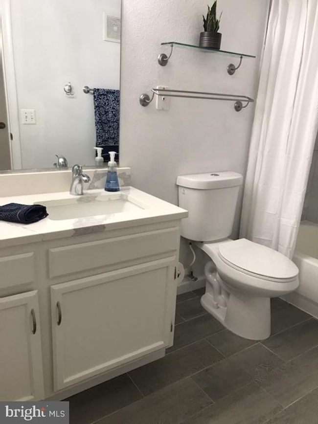 UNIT-10102 - 1521 Spring Gate Dr, Condo with 1 bedrooms, 1 bathrooms and null parking in MCLEAN VA | Image 17
