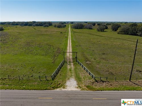 6018 County Road 18, Damon, TX, 77430 | Card Image