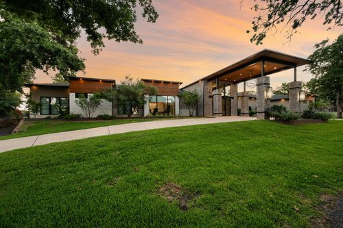 916 Dove Creek Ct, Bartonville, TX, 76226-1697 | Card Image