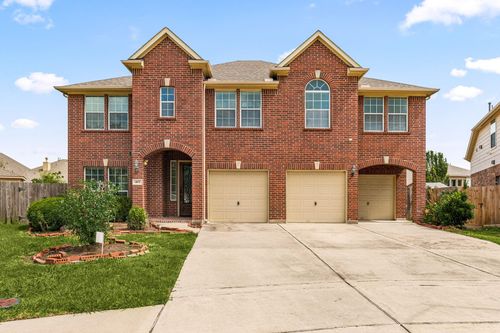 407 Whitney Oaks Ln, Stafford, TX, 77477-1447 | Card Image