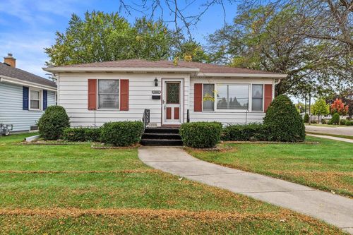 3202 22nd Avenue, Kenosha, WI, 53140 | Card Image