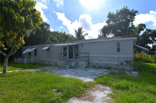 15321 Mango Dr, PUNTA GORDA, FL, 33955-1224 | Card Image