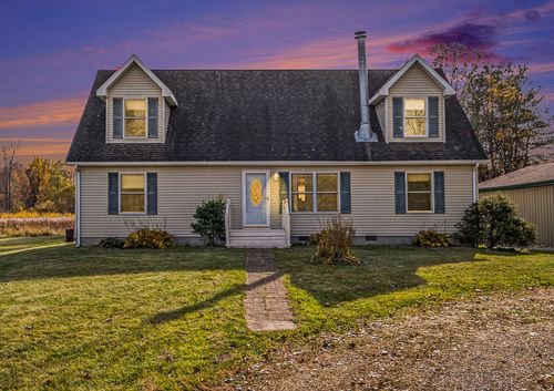 509 Miller Lake Rd, Columbiaville, MI, 48421-9715 | Card Image
