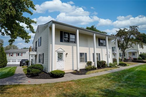 21 Heron Way S, Fairport, NY, 14450-3319 | Card Image