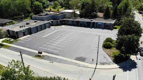 3a-392 Main St N, Mount Forest, ON, N0G2L2 | Card Image