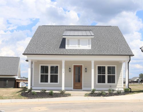 119 Cottage Ln, Greenwood, SC, 29649-8304 | Card Image