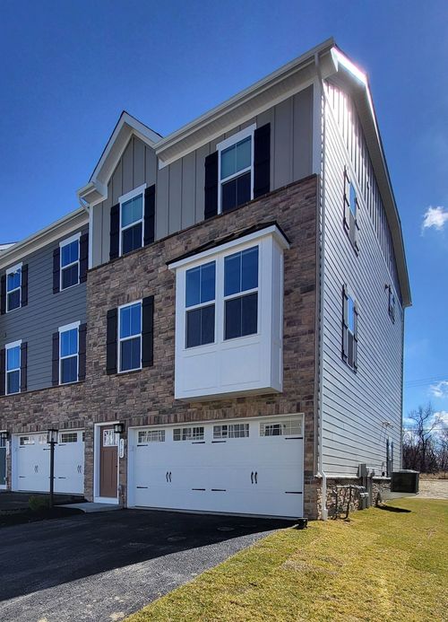 6700 Sycamore Way, Gibsonia, PA, 15044-6955 | Card Image