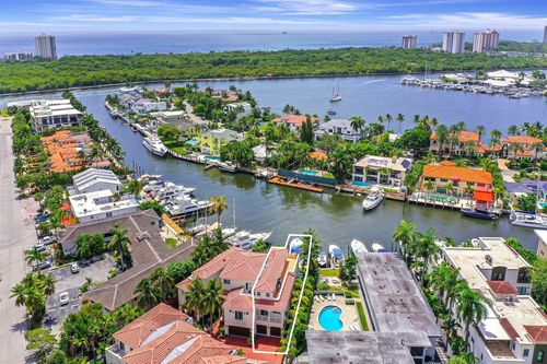 1368 Bayview Dr, Fort Lauderdale, FL, 33304-1703 | Card Image