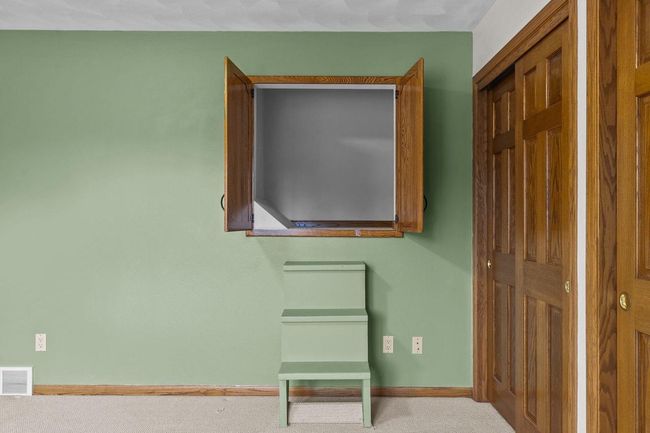301 E Wayfarer Lane, House other with 4 bedrooms, 4 bathrooms and null parking in APPLETON WI | Image 36