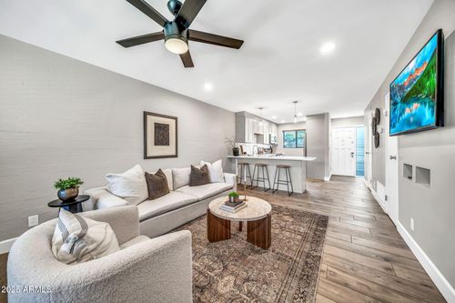 114-4701 N 68th St, Scottsdale, AZ, 85251-2018 | Card Image