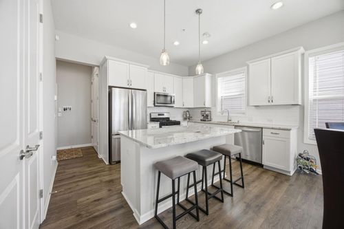 8164 Arrowwood Ln N, Maple Grove, MN, 55369-2772 | Card Image