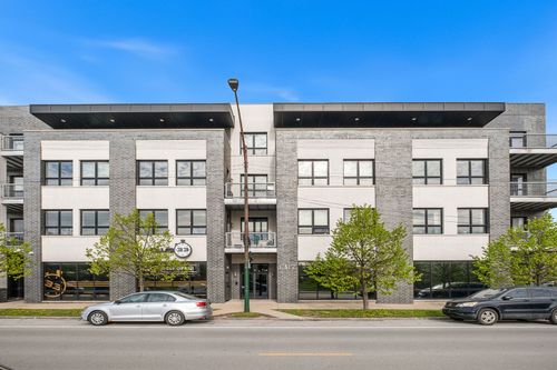 402-1317 N Larrabee St, Chicago, IL, 60610-2095 | Card Image