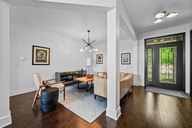 Living Room | Image 4