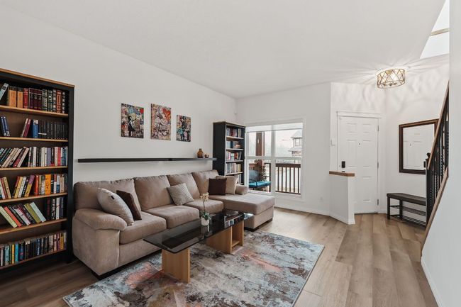 137 St Moritz Pl Sw, House other with 5 bedrooms, 4 bathrooms and 4 parking in Calgary AB | Image 17