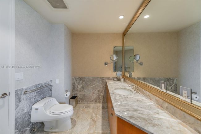 APT-1104 - 16051 Collins Ave, Condo with 4 bedrooms, 7 bathrooms and null parking in Sunny Isles Beach FL | Image 23