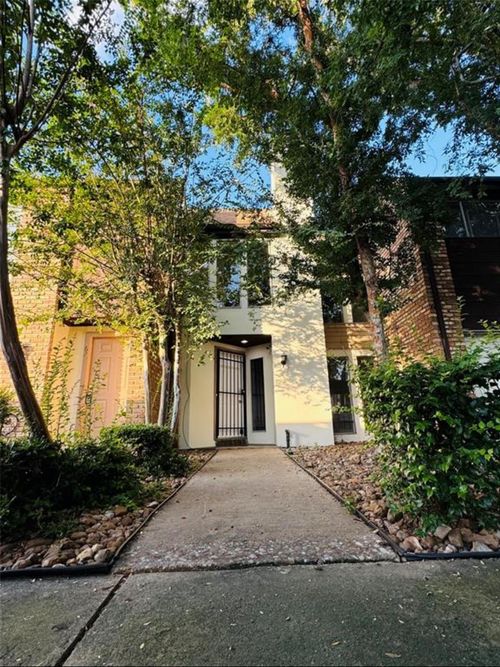 apt-61-17210 Imperial Valley Dr, Houston, TX, 77060-1512 | Card Image