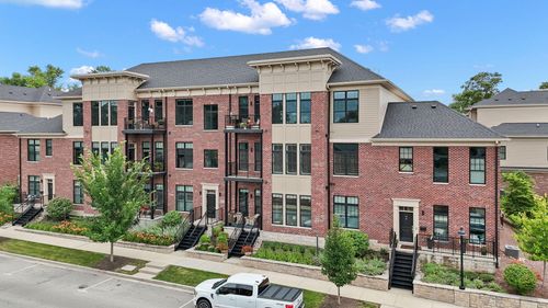 unit-201-204 Campbell St, Valparaiso, IN, 46385-4663 | Card Image