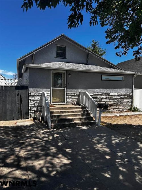 2117 Avenue C, Scottsbluff, NE, 69361-1950 | Card Image