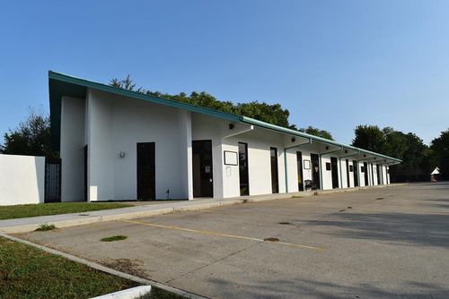 ste-c-1604 Mockingbird Ct, Florence, AL, 35630-1537 | Card Image