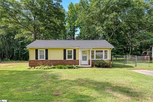 303 Boyd Ave, Simpsonville, SC, 29681-2210 | Card Image