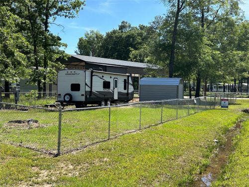 411 W Woodland Shores Dr, Pointblank, TX, 77364-4567 | Card Image