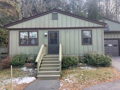 50 - 31 Pleasant Street, Condo with 4 bedrooms, 3 bathrooms and null parking in Lebanon NH | Image 2